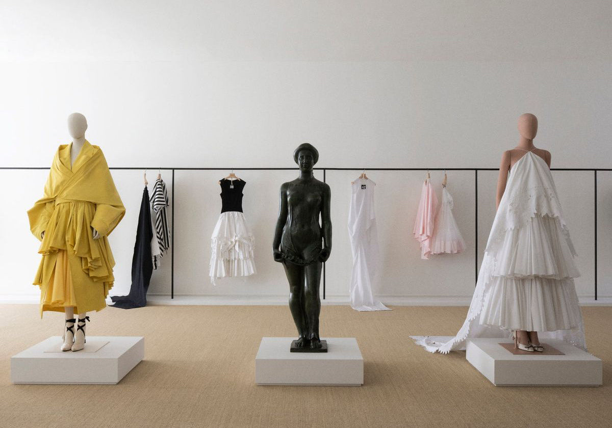 Top 6 Designer Dress Brands: Elegance, Craftsmanship, and Modern Luxury