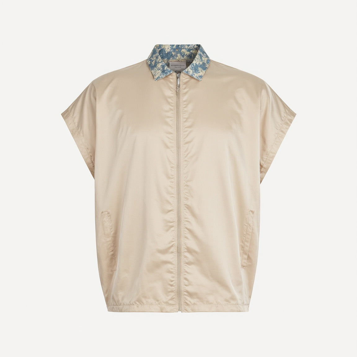 Beige Short-Sleeve Zip-Up Jacket