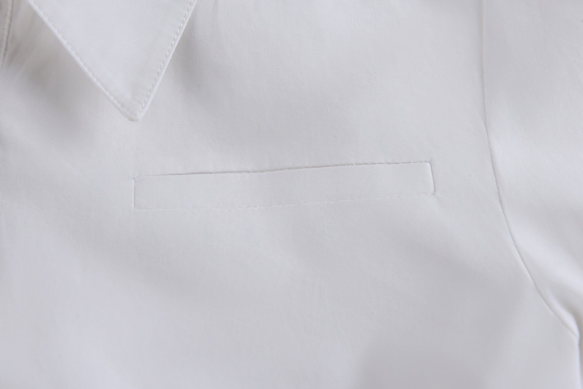 Chemise blanche plissée