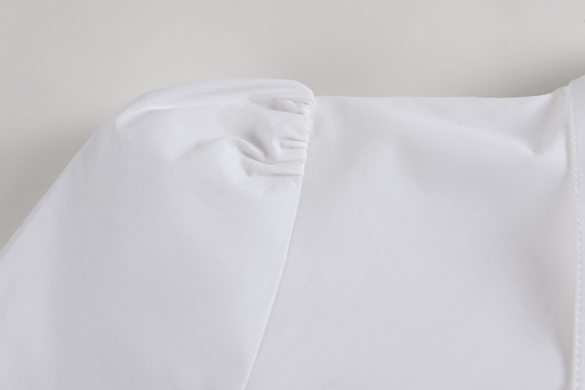 Chemise blanche plissée